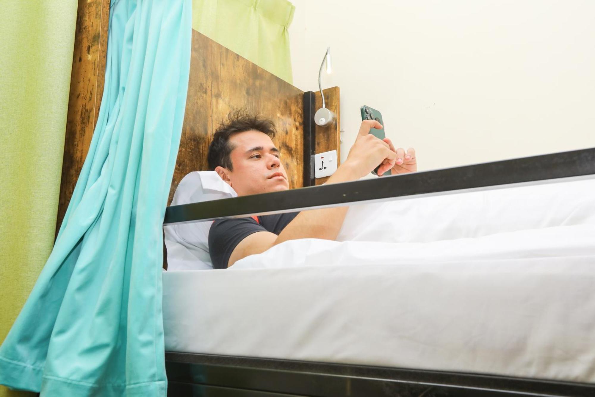 The Villa Hostel - By Lunar Abu Dhabi Ngoại thất bức ảnh